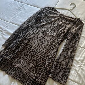 Chic Animal Print Long Sleeve Dress